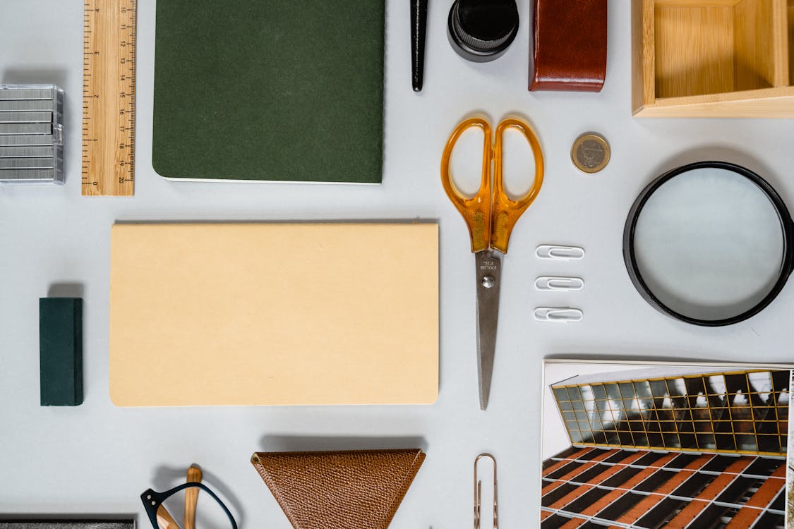 Materiales de branding y productos de merchandising